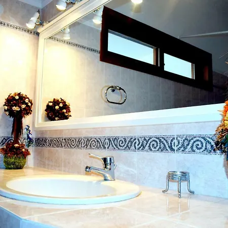 Apartment Mare Monte-ch, Amazing View-shared Pool *